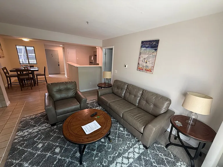 812 Walnut St #C — Photo 11
