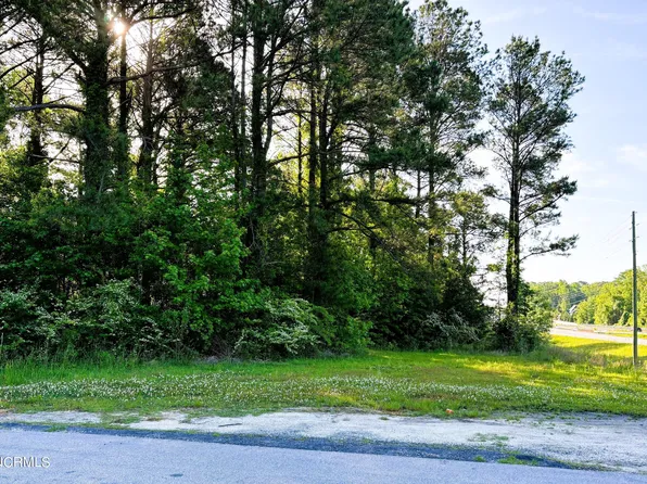 200 Regalwood Drive, Jacksonville, NC 28546