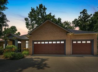 8006 Lawton Oaks Ct, Fort Wayne, IN 46835