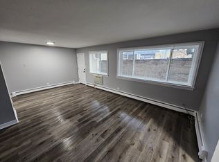 2200 Scoville Ave APT 201, Berwyn, IL 60402