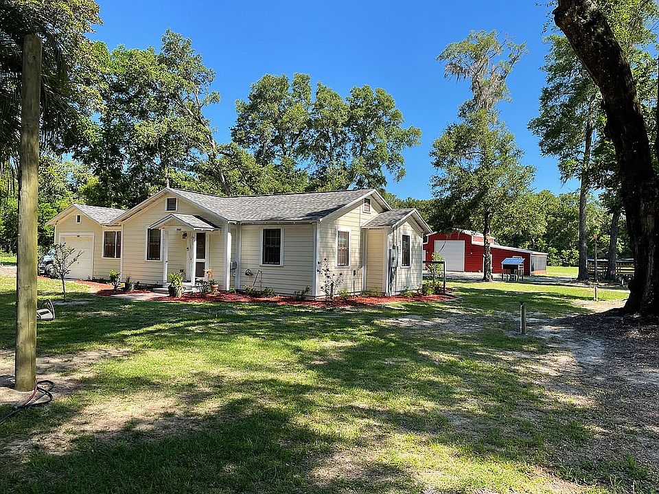 1st image of 2167 NE 24th St