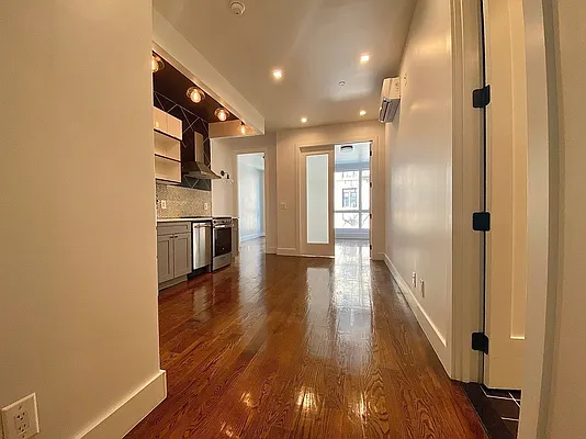 Rented by Brooklyn Group | media 20