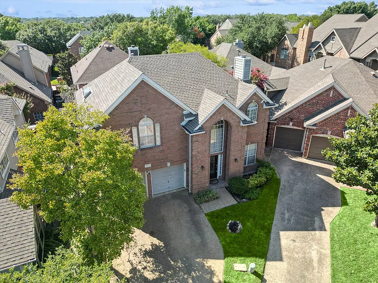14625 Windsor Ct — Photo 57