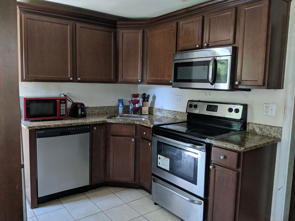 2nd image of 443 Martin Dr