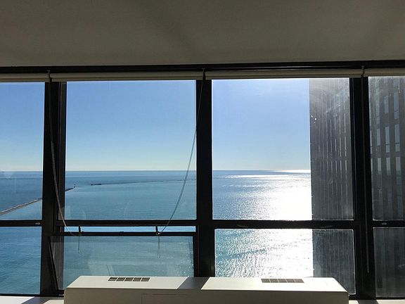 4th image of 900 N Lake Shore Dr #1515