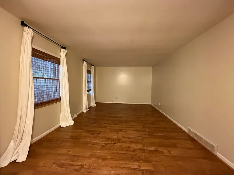 19 Briarcliff Rd SE — Photo 3