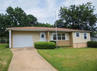 1701 Boston St, Fort Smith, AR 72901