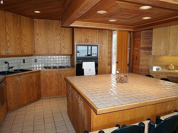 2nd image of 26 Sea Gull Ln