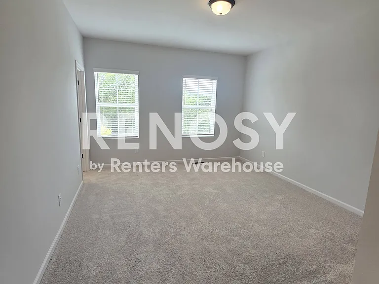 2907 Beaconwood Ct — Photo 2