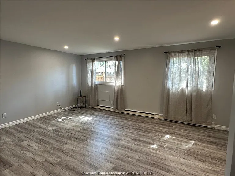 222 Saint Clair St #108 — Photo 3