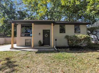 18609 E Susquehanna Rdg, Independence, MO 64056