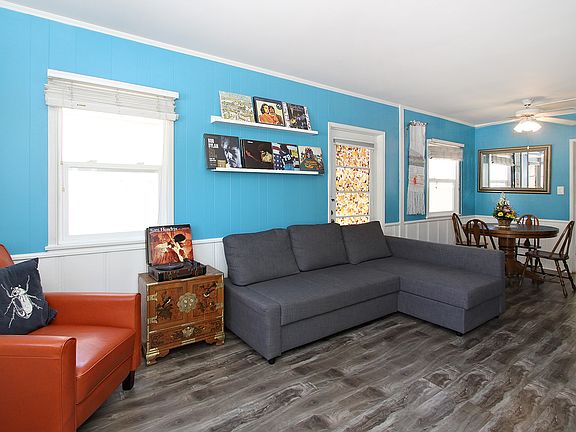 4th image of 2116 W Chandler Blvd