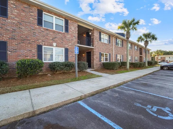 415 Parkdale Dr APT 2C, Charleston, SC 29414