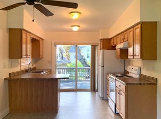 54 Prospect St #B, Deep River, CT 06417