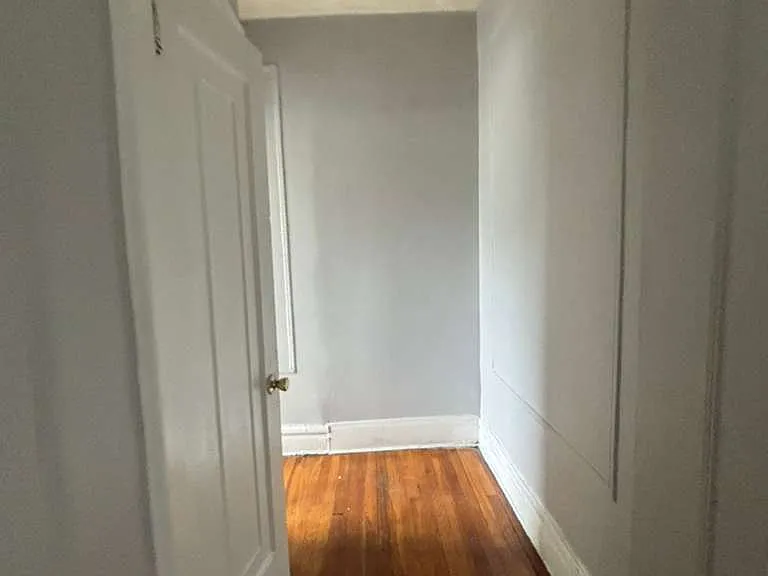 233 Weequahic Ave #6 — Photo 4