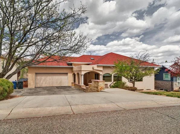 4288 Ridgeway Dr, Los Alamos, NM 87544