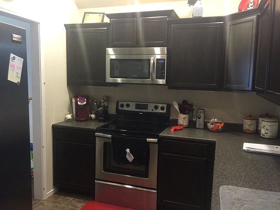 2nd image of 9315 Hawthorne Ct
