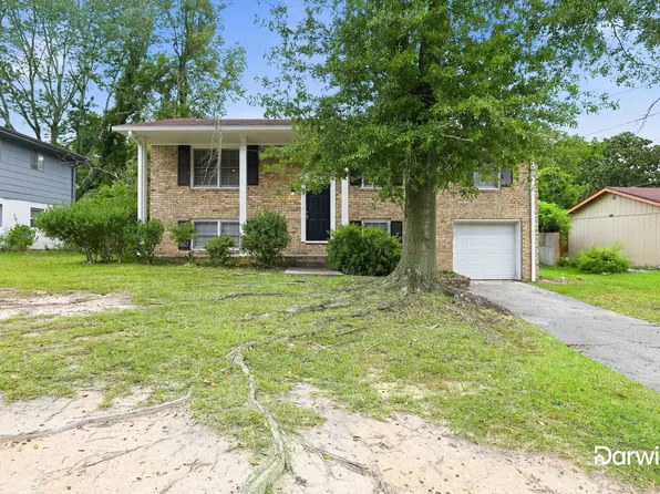 6450 Ashdale Dr, College Park, GA 30349
