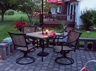 251 Old Oak Post Rd, East Amherst, NY 14051