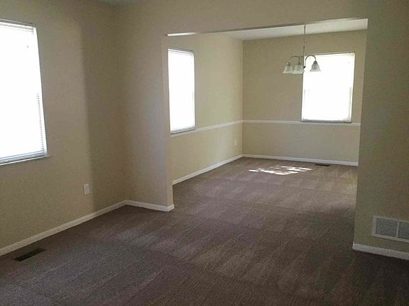4th image of 6253 Rockland Dr