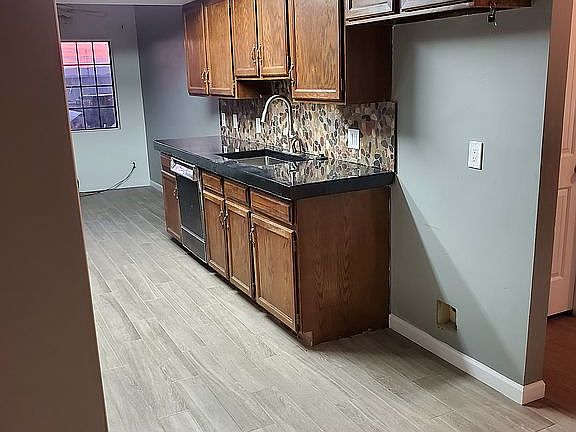 3rd image of 2476 Tradewind Dr