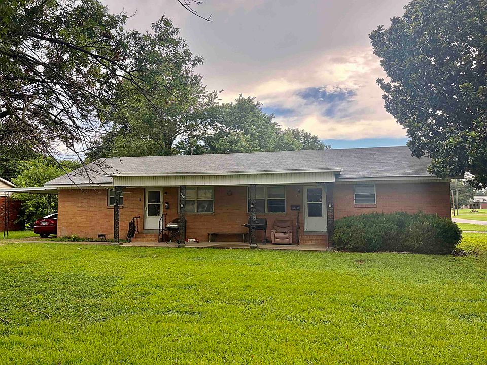 1st image of 812 Headden Dr