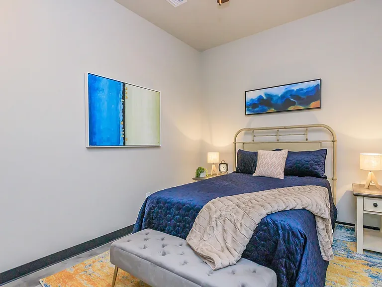 Metro Tower Lofts: Availability Now — Photo 15