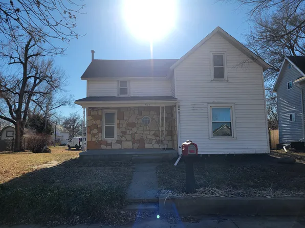 515 NW 7th St, Abilene, KS 67410