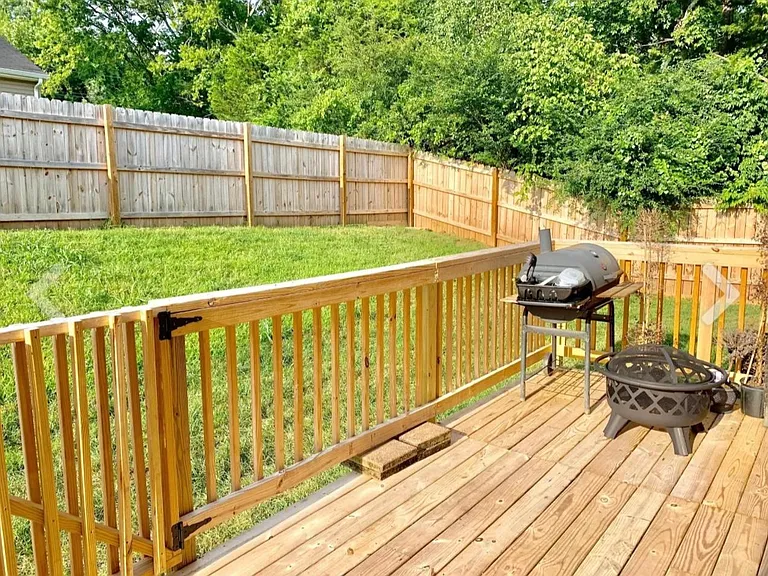 5082 Cobblestone Creek Dr — Photo 3