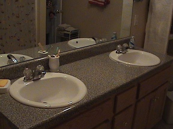 Double Vanties in master