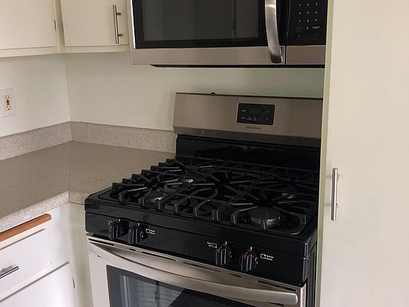 4th image of 4248 Arch Dr APT 6