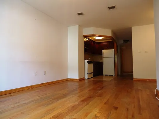 Rented by Extreme Homes Management | media 8