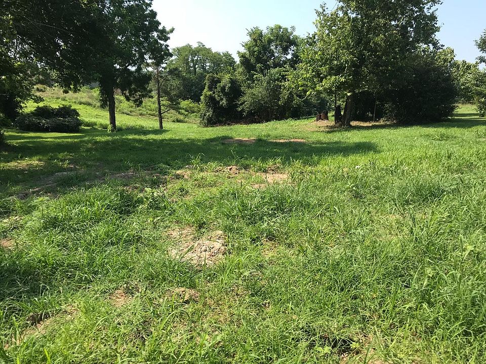 2nd image of 228 Bethel Ridge Rd