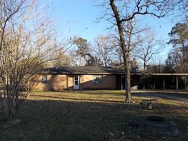 1st image of 1975 Dogwood Dr