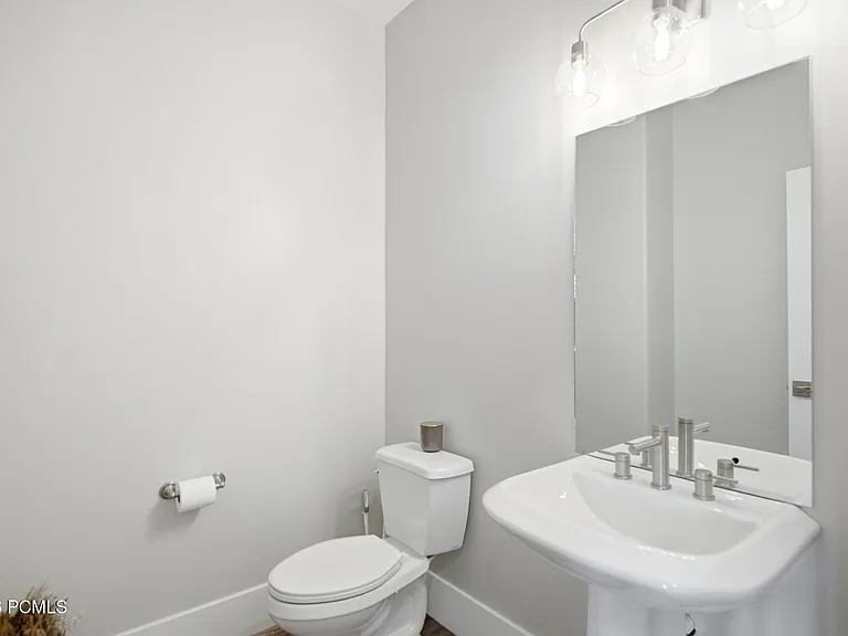 11293 N Shoreline Dr — Photo 45