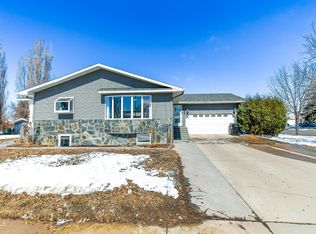 427 21st St E, Williston, ND 58801