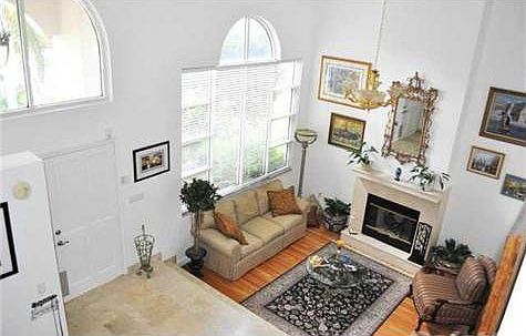 4th image of 6881 Veronese St
