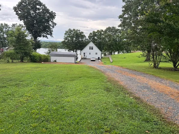 609 Lakewood Cir, Decatur, TN 37322