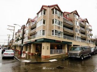 2425 33rd Ave W UNIT 201, Seattle, WA 98199