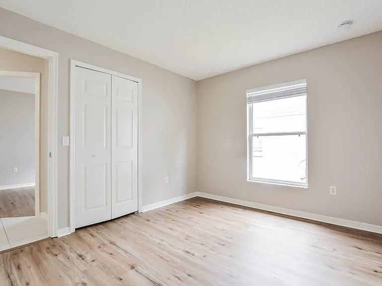 2649 Winchester Cir — Photo 12