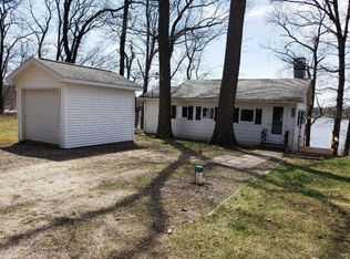 60640 Cedar St, Jones, MI 49061