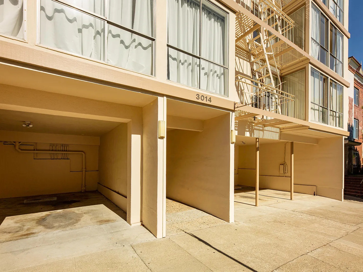 3014 Clay — Photo 2