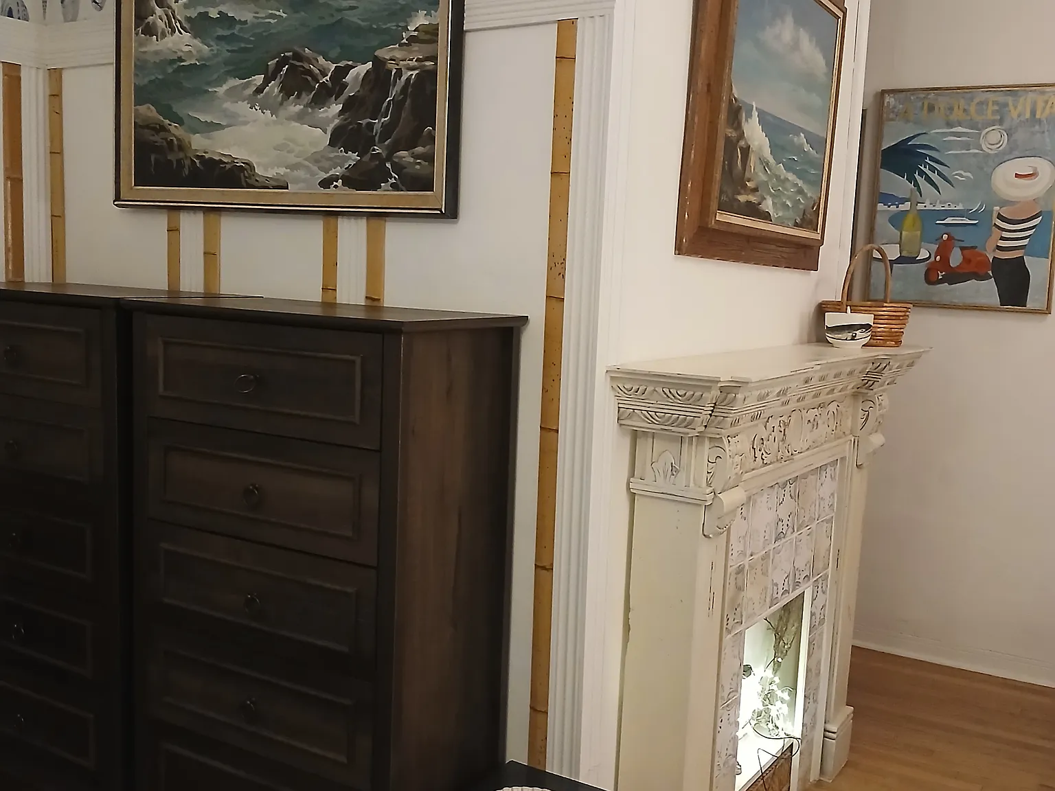 401 Collins Ave — Photo 1