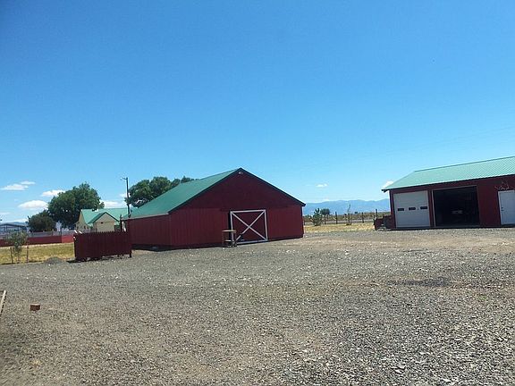 older shop/barn metal sid.  