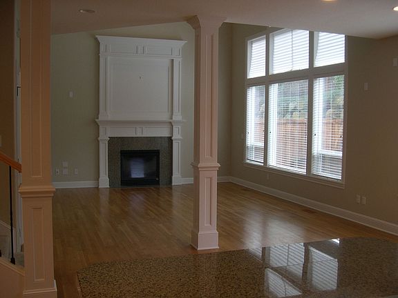 Spacious Family Room 