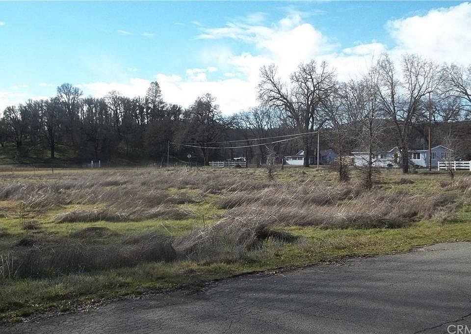 1st image of 16523 Ellen Springs Dr