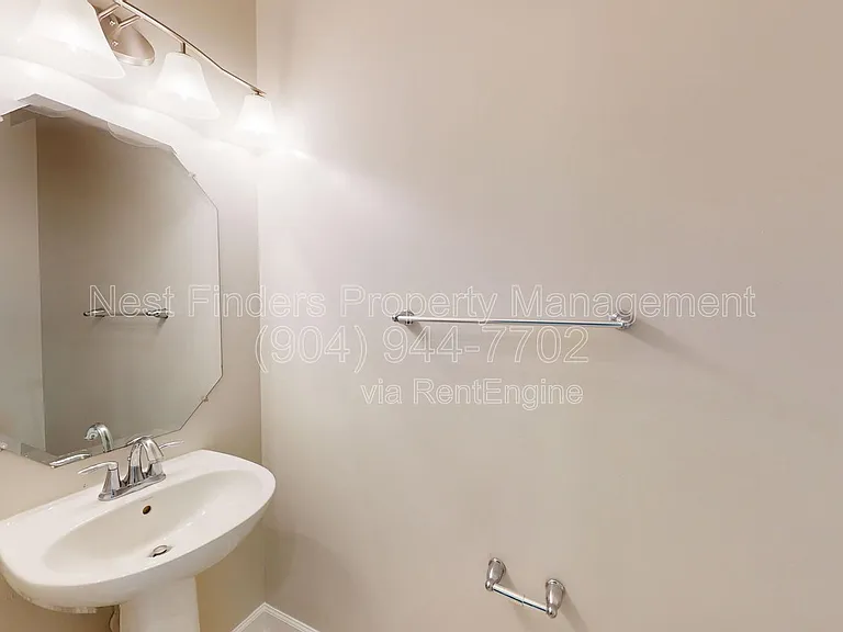 4421 Ellipse Dr — Photo 25