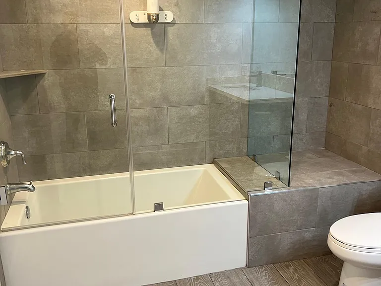 4231 McLaughlin Ave #401 — Photo 17