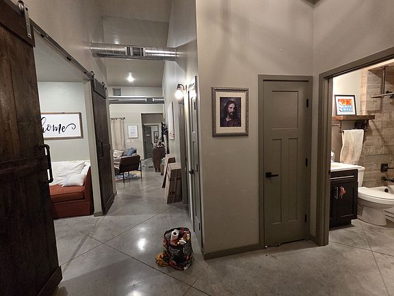 4th image of 4435 Miramar Arc