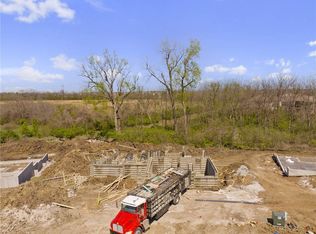 9151 Saddletop St, Lenexa, KS 66227